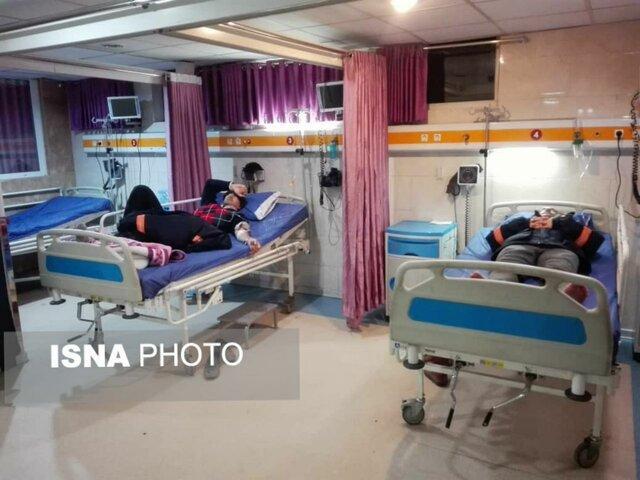 گازگرفتگی 15 نفر از کارشناسان بنیاد مسکن در مناطق زلزله زده گازگرفتگی 15 نفر از کارشناسان بنیاد مسکن در مناطق زلزله زده