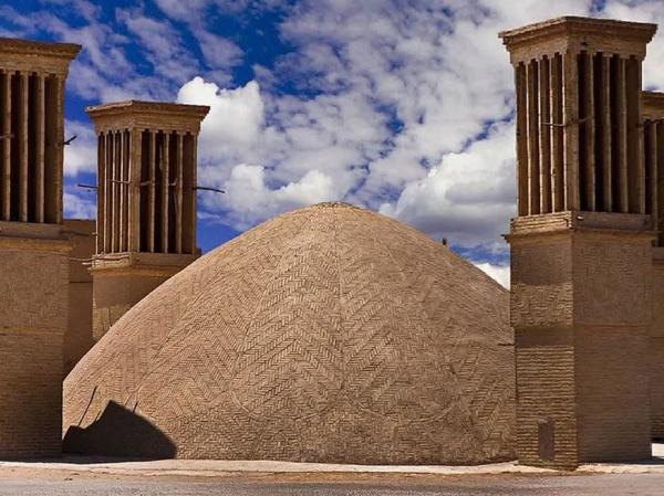 عکسی از اختراع حیرت انگیز ایرانیان باستان برای ایجاد سرما